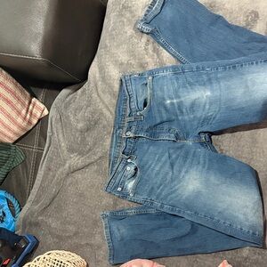 Levi's Classic Indigo Straight Jeans